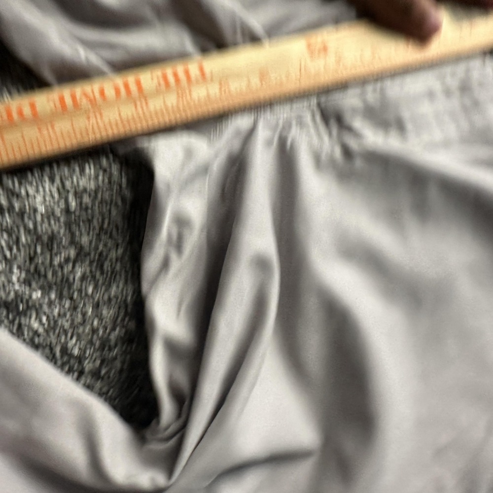 Patagonia Pants Womens 8 Gray Nylon Wide Leg Relaxed Fit Travel Gorpcore Hiking - Picture 10 of 14